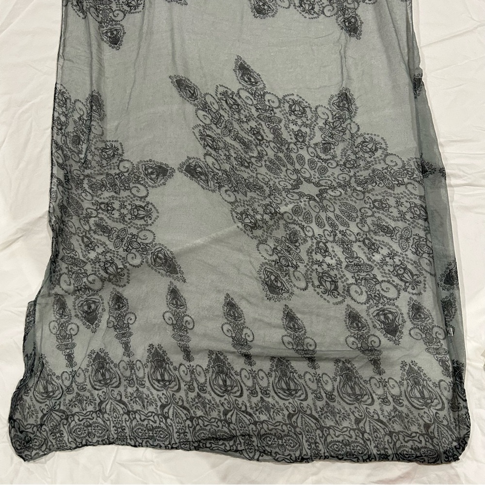 Gray see through scarf with black patterns